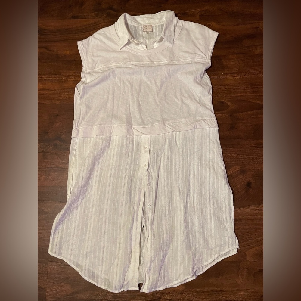 Anthropologie - white short sleeve T-shirt tunic